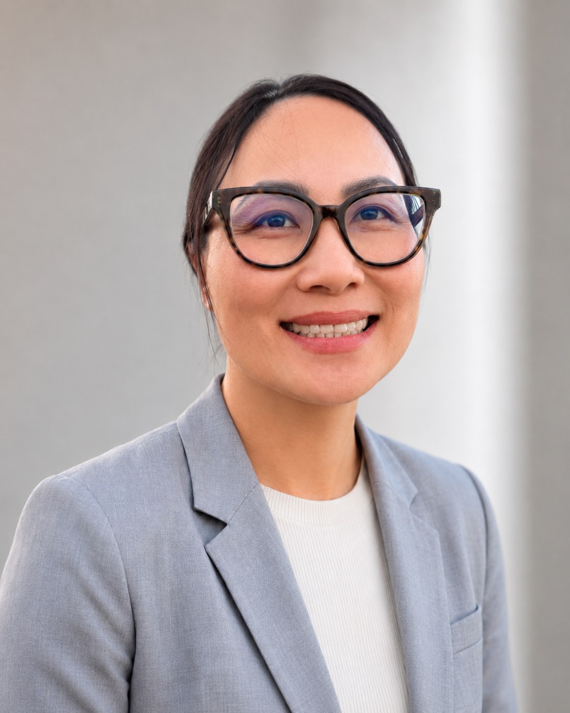 Loan Anle, Head of Client Delivery and Growth Operations at Jacob Meadow Associates